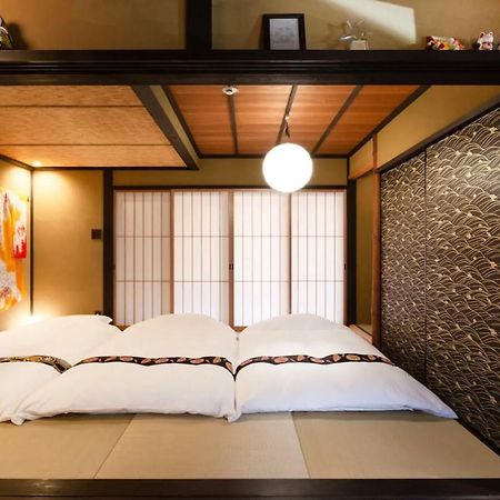 קיוטו 京町屋の宿悠路里 Kyo-Machiya Yululy מראה חיצוני תמונה