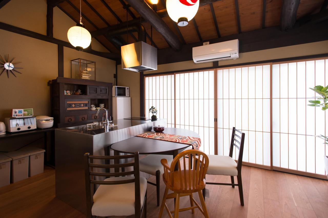 קיוטו 京町屋の宿悠路里 Kyo-Machiya Yululy מראה חיצוני תמונה