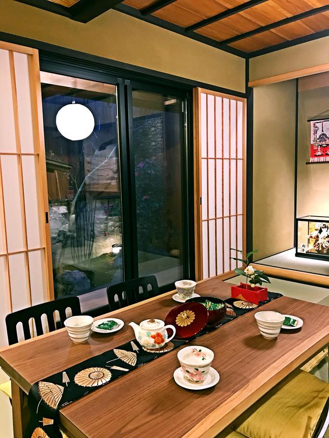 קיוטו 京町屋の宿悠路里 Kyo-Machiya Yululy מראה חיצוני תמונה